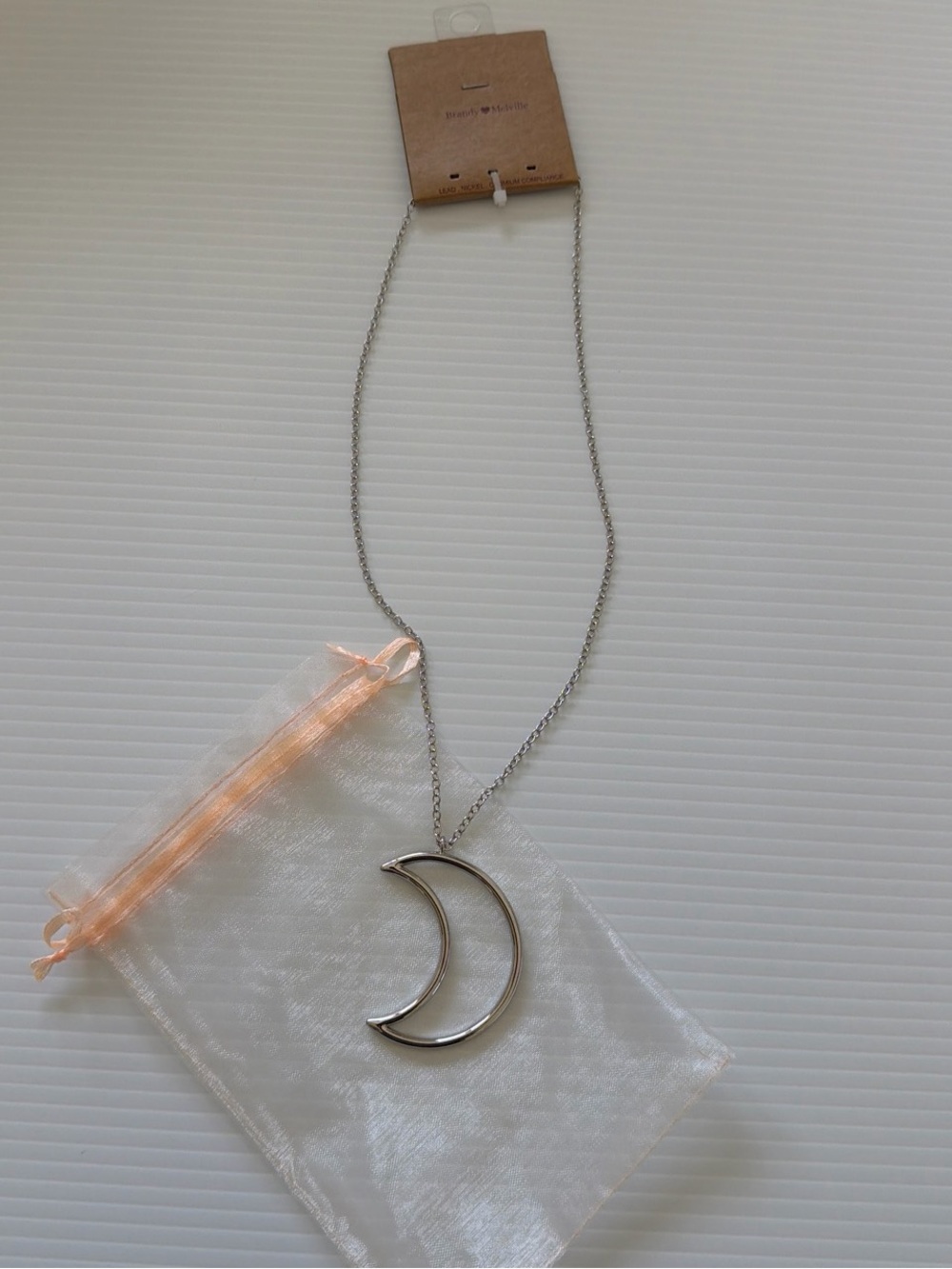 Brandy melville Silver Crescent Moon Pendant Necklace
